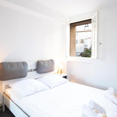 Chez Dominique - 1 Chbre 2-4Pers Centre Antibes Migrainier Ancien With Ac Apartment Екстериор снимка